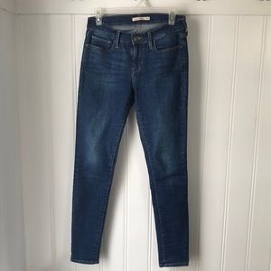Levi’s classic skinny jeans